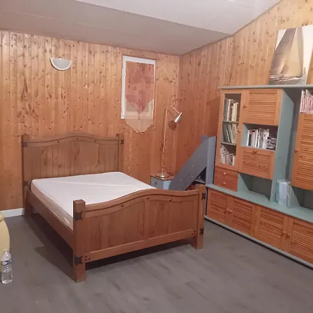 Maison Au Calme Proche Vignes Et Forêt Casa de Férias *